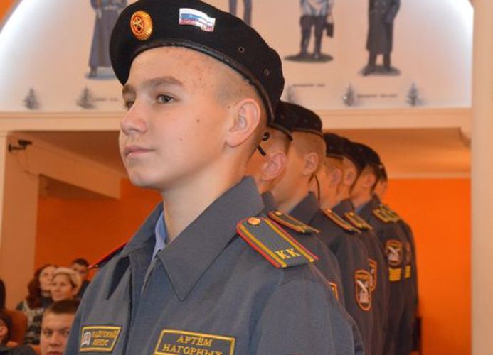 Форменный берет — символ кадетского братства