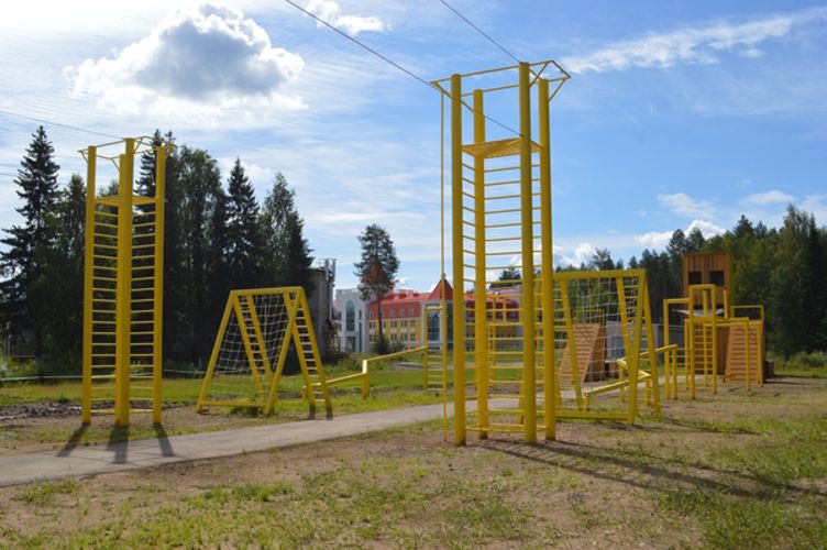 Специализированные спортивные объекты