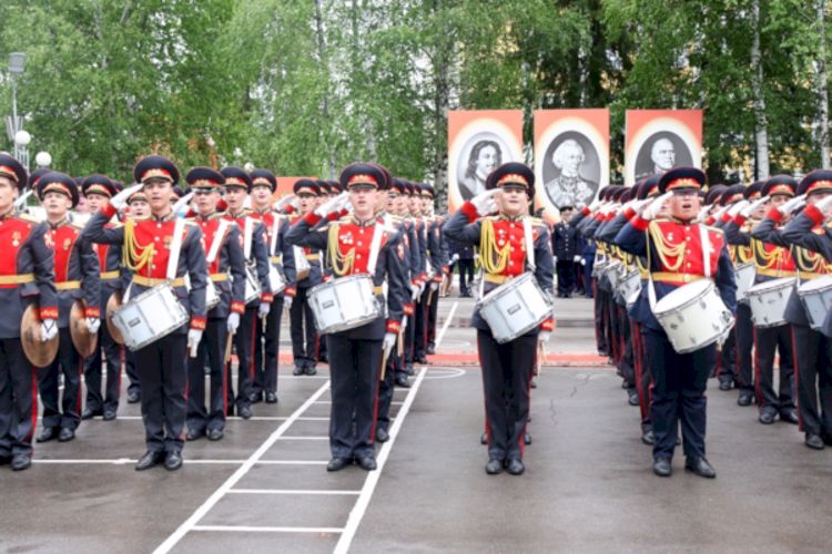До свидания, кадетское училище!