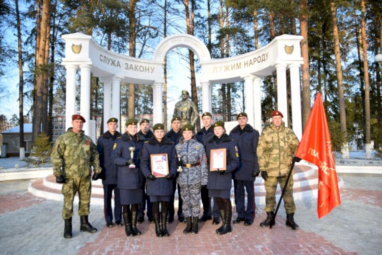 ВОСПИТАННИКИ КАДЕТСКОГО УЧИЛИЩА – УЧАСТНИКИ ДВИЖЕНИЯ «ГВАРДЕЙСКАЯ СМЕНА»
