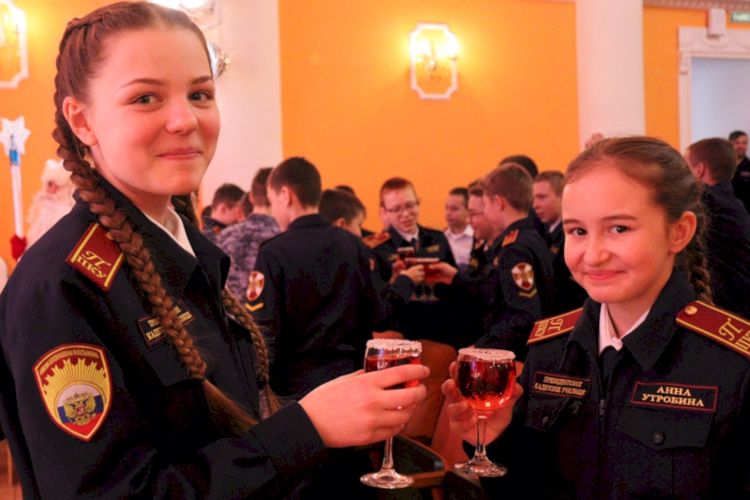 НОВЫЙ ГОД В КАДЕТСКОМ УЧИЛИЩЕ
