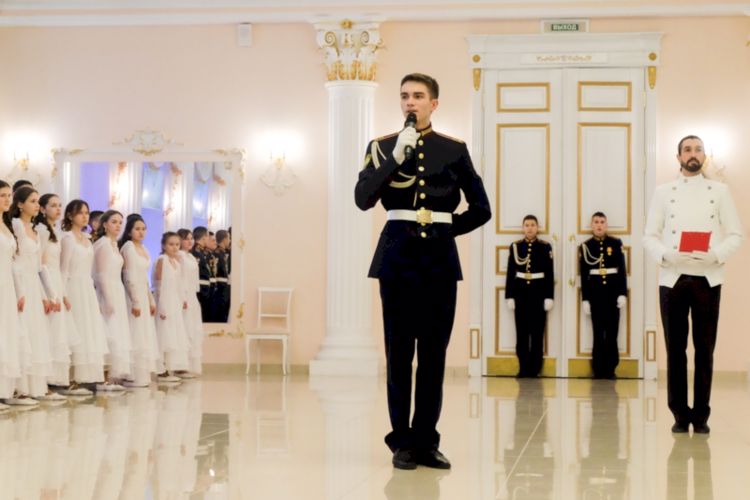 БАЛ, ПОСВЯЩЁННЫЙ 300-ЛЕТИЮ ПЕРМИ, ОТКРЫТЬ!