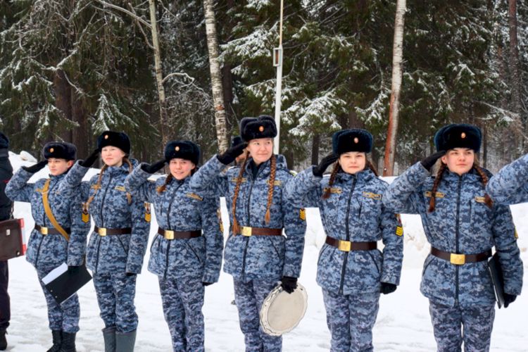 Весенний дебют