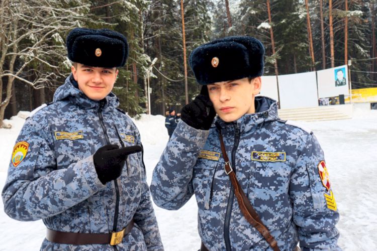 Весенний дебют