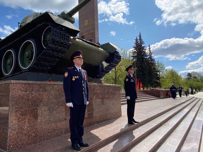 «ПАМЯТИ ПАВШИХ БУДУ ДОСТОИН»