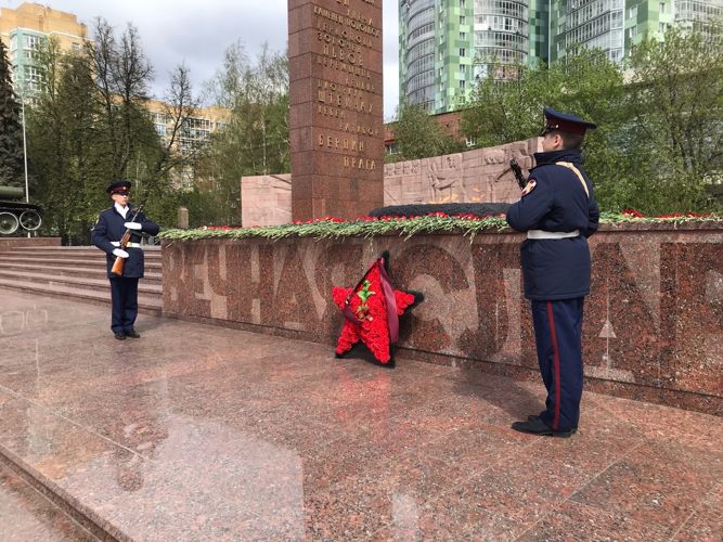 «ПАМЯТИ ПАВШИХ БУДУ ДОСТОИН»