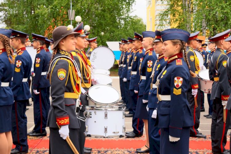 «А лучшее, конечно, впереди!»