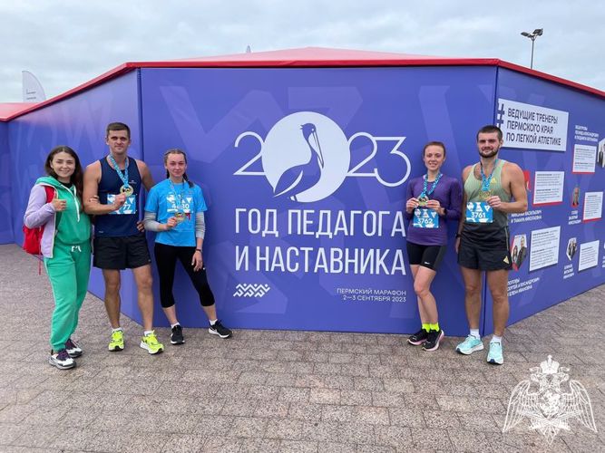 БЕЖИМ ЗА РОСГВАРДИЮ
