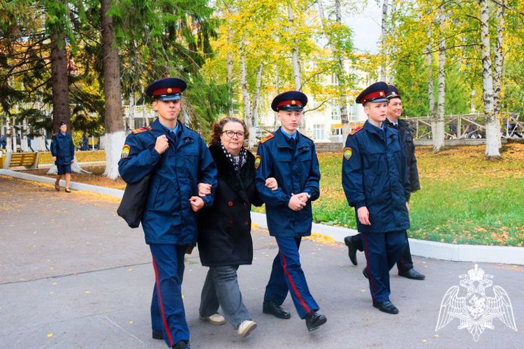 Пусть вашими учениками славится Россия!