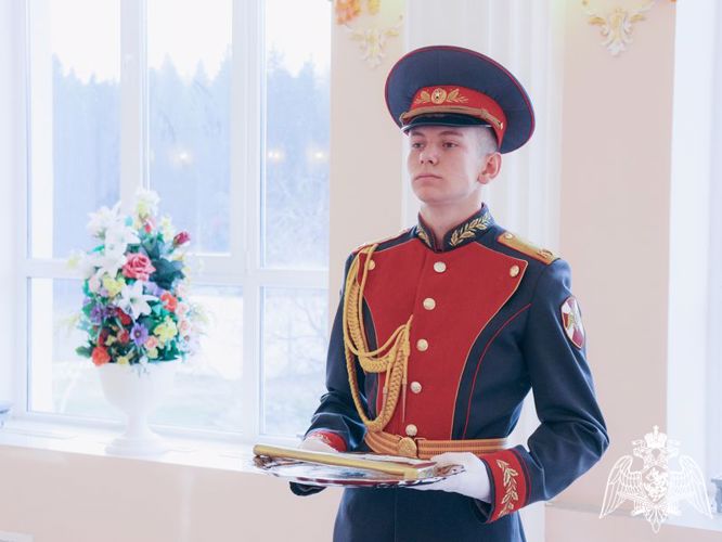ЗНАМЯ — ЭТО СИМВОЛ ДУХОВНОЙ СИЛЫ, ЧЕСТИ И СЛАВЫ