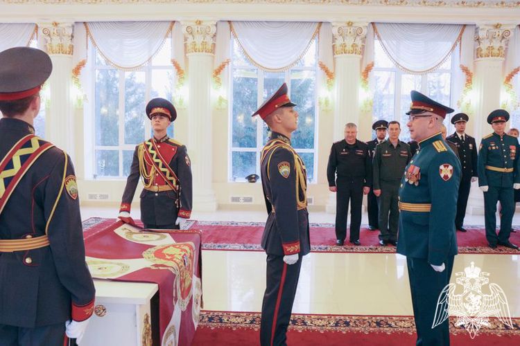 ЗНАМЯ — ЭТО СИМВОЛ ДУХОВНОЙ СИЛЫ, ЧЕСТИ И СЛАВЫ