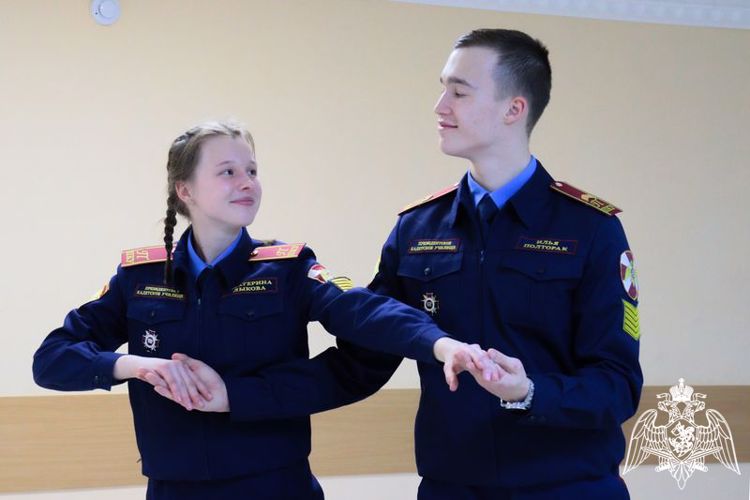 ВСЕ НА БАЛ!