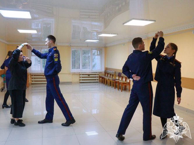 ВСЕ НА БАЛ!