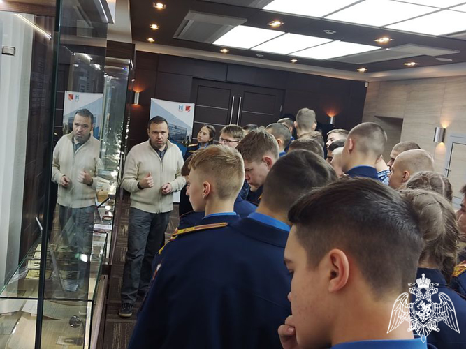 В коридорах власти