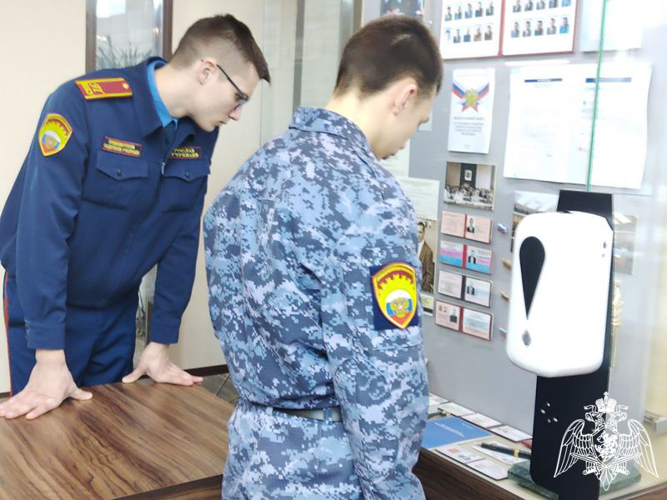 В коридорах власти