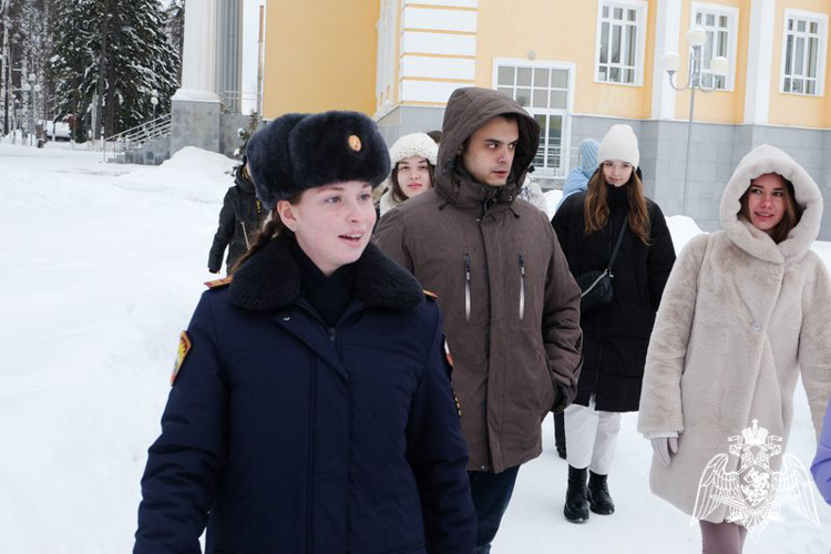 Студенты в гостях у кадет