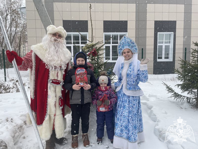 ПРАЗДНИК В ДОМ СТУЧИТСЯ