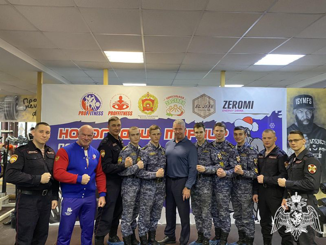КТО ПОДНИМЕТ БОЛЬШЕ ВСЕХ?