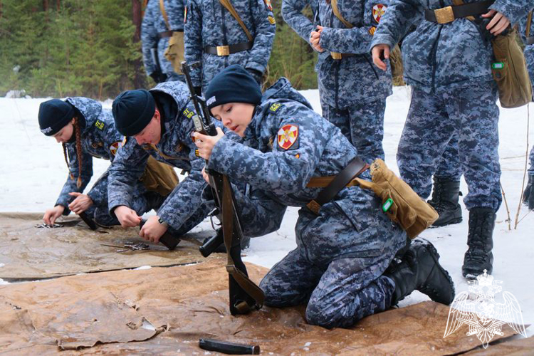 КАДЕТЫ В ЛЕСУ — НОВЫЙ ГОД НА НОСУ!