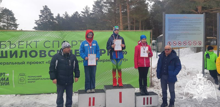 ЛЫЖНЮ КАДЕТАМ РОСГВАРДИИ!