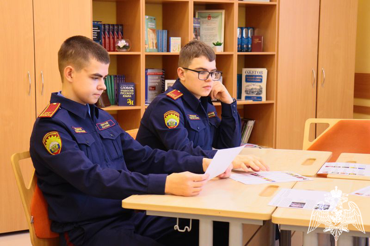 В ОЖИДАНИИ БАЛА