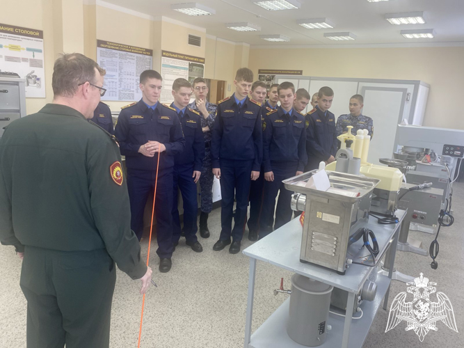Сегодня кадет — завтра курсант