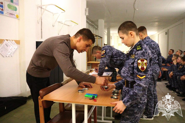 СТРЕЛЯЙ МЕТКО!