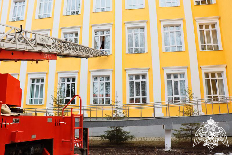 В УЧИЛИЩЕ ОТРАБОТАЛИ ПОРЯДОК И ПРАВИЛА ДЕЙСТВИЙ ПРИ ПОЖАРЕ