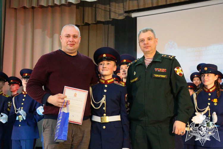 ПОСЕЛОК ОКТЯБРЬСКИЙ ВСТРЕТИЛ НАШИХ КАДЕТ