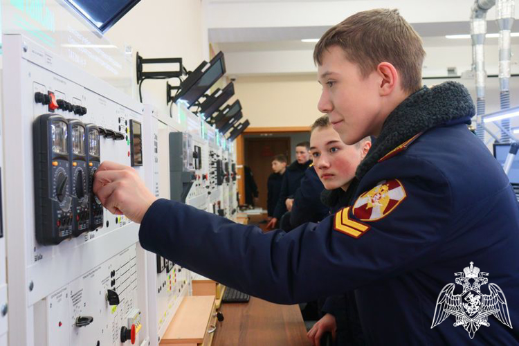 ПЕРМСКИЙ ВОЕННЫЙ ИНСТИТУТ ОТКРЫВАЕТ ДВЕРИ