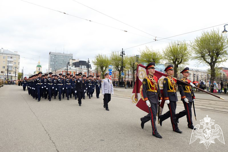 БЕЙ, БАРАБАН, НА ПАРАДЕ ПОБЕДЫ!