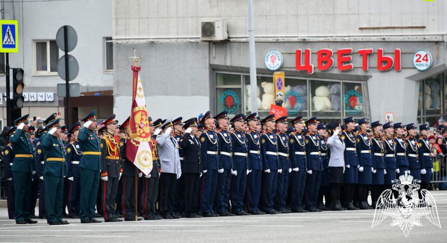 БЕЙ, БАРАБАН, НА ПАРАДЕ ПОБЕДЫ!