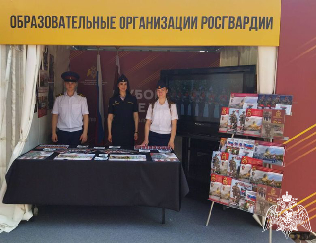 КАДЕТСКОЕ УЧИЛИЩЕ ПРОВЕЛО АГИТАЦИОННУЮ РАБОТУ В Г. СОЧИ
