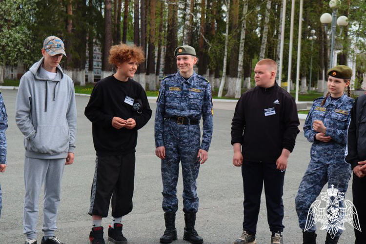 КАДЕТСКАЯ «ЗАРНИЦА» ДЛЯ «УРАЛЬСКОГО ПОДВОРЬЯ»