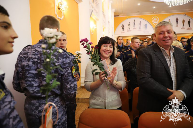 «БУДУЩЕЕ ЧЕЛОВЕЧЕСТВА В РУКАХ УЧИТЕЛЯ!»