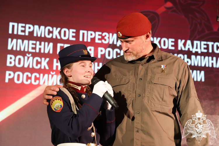 ГЕРОЙ РОССИИ В ГОСТЯХ У КАДЕТСКОГО УЧИЛИЩА