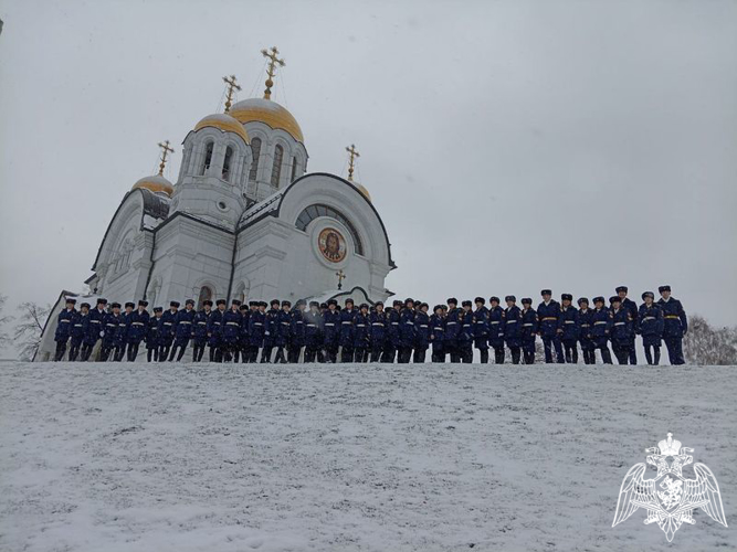 КАДЕТСКОЕ УЧИЛИЩЕ НА ПАРАДЕ ПАМЯТИ В САМАРЕ
