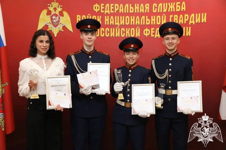 МЫ МОСКВУ ПОКОРИМ ГОЛОСАМИ