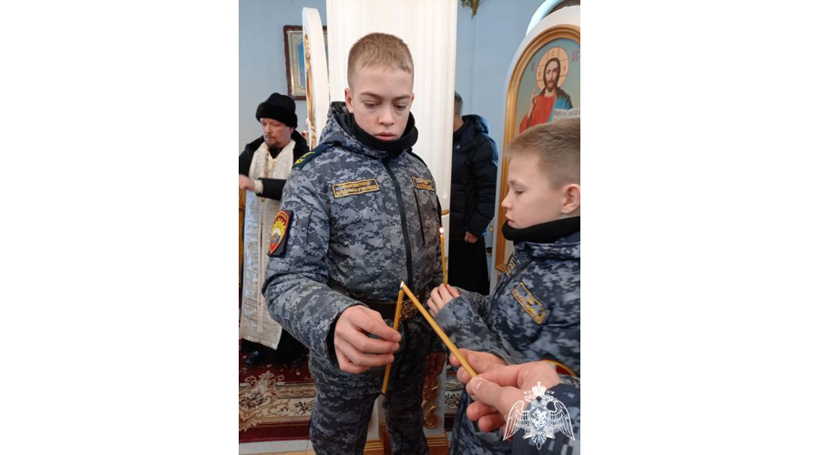 С КРЕЩЕНИЕМ! МИРА И ДОБРА!