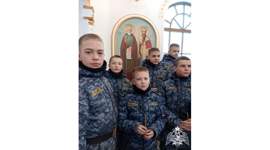 С КРЕЩЕНИЕМ! МИРА И ДОБРА!
