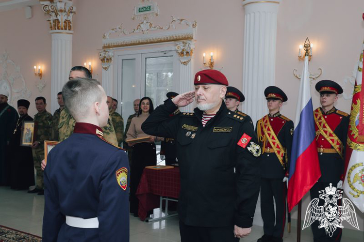 ГЕНЕРАЛ-ПОЛКОВНИК ВОРОБЬЕВ А.О. ВРУЧИЛ НАГРАДЫ ПЕДАГОГАМ И ОБУЧАЮЩИМСЯ КАДЕТСКОГО УЧИЛИЩА