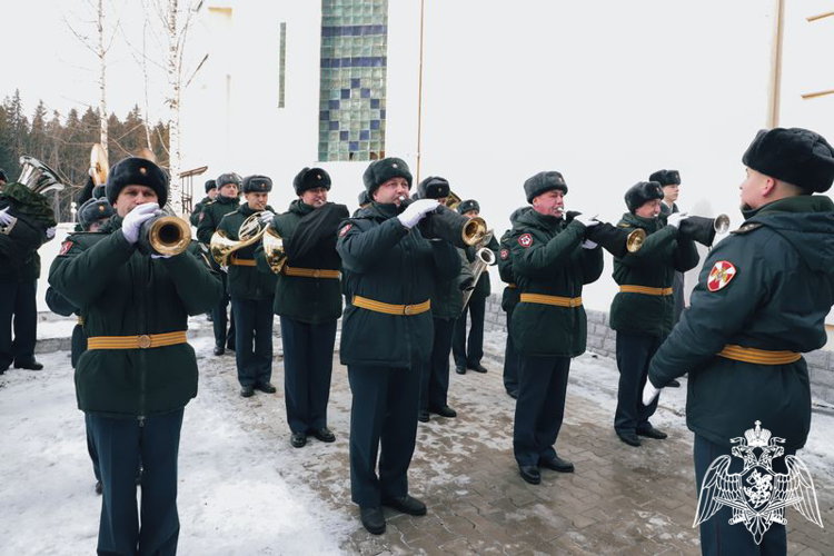 В КАДЕТСКОМ УЧИЛИЩЕ ОТКРЫЛИ МЕМОРИАЛЬНУЮ ДОСКУ, ПОСВЯЩЕННУЮ ПАМЯТИ ВЫПУСКНИКА ВЯЧЕСЛАВА АТЯКШЕВА