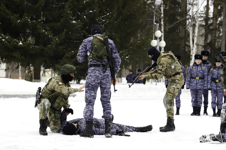 В ГОСТЯХ У КАДЕТ