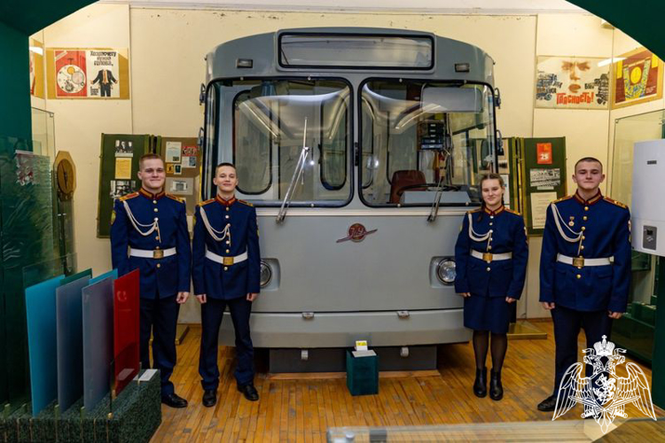 КАНИКУЛЫ В САРАТОВЕ