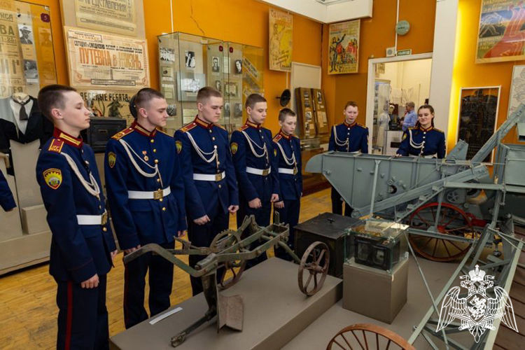КАНИКУЛЫ В САРАТОВЕ