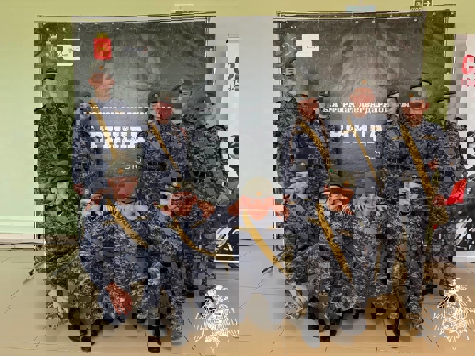 БЫСТРЕЕ. ВЫШЕ. СИЛЬНЕЕ