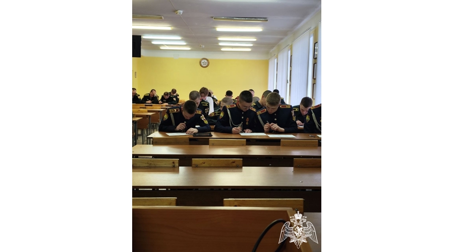 ИСТОРИЮ ПОМНИМ И ЧТИМ