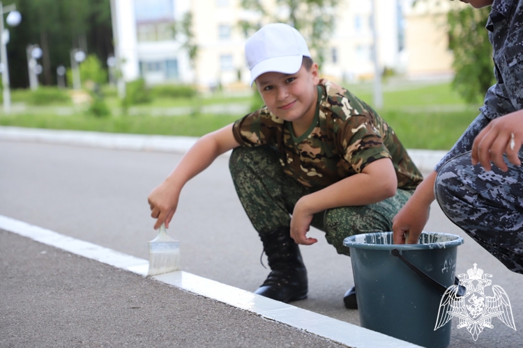 ЛЮБОВЬ К ТРУДУ — У ЛЮДЕЙ НА ВИДУ