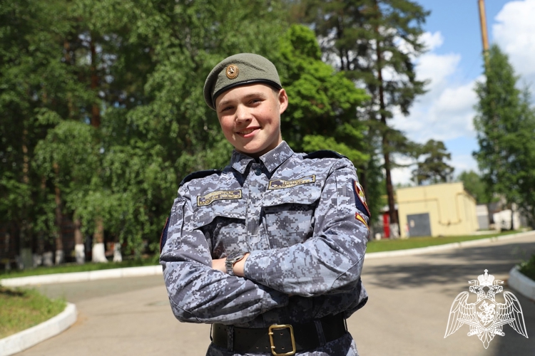ЛЮБОВЬ К ТРУДУ — У ЛЮДЕЙ НА ВИДУ