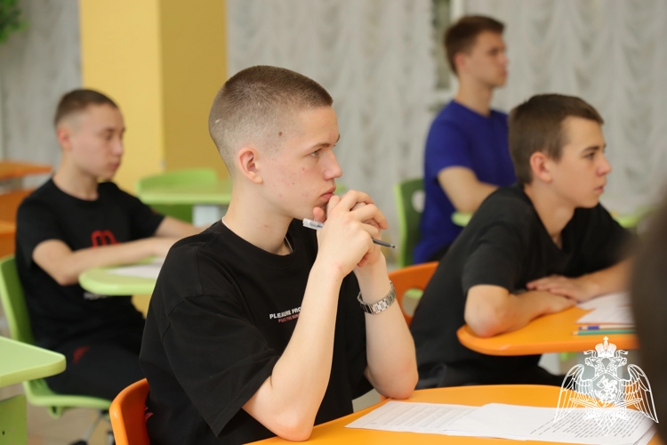 АБИТУРИЕНТСКИЕ СБОРЫ-2025:  ОКОНЧАНИЕ ПРИЕМНОЙ КАМПАНИИ